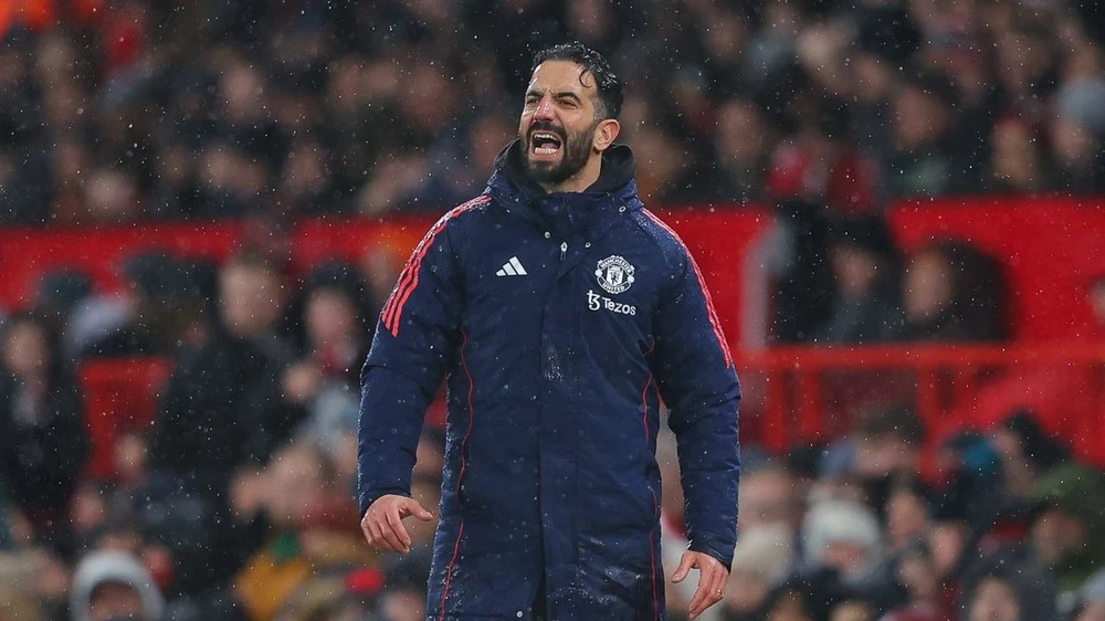 Amorim tàn nhẫn xác nhận kế hoạch bán hàng loạt cầu thủ MU,MU,AMORIM