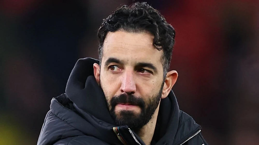 MU đối mặt với cơn ác mộng chuyển nhượng,MU