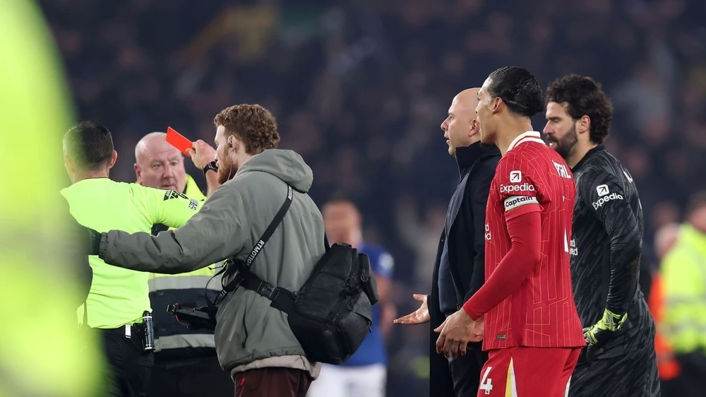 Đề nghị trừ điểm Liverpool ở Premier League,Premier League,Liverpool