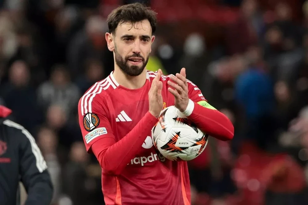 Bruno Fernandes thừa nhận học hỏi Ronaldo để lập kỷ lục lịch sử ở MU,MU,Bruno Fernandes