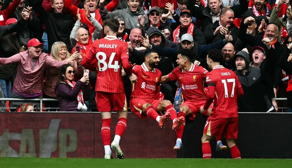 chạm tay vào chức vô địch,Liverpool