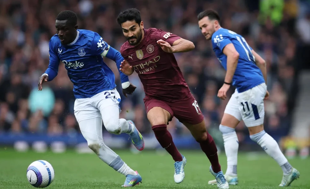 trận cầu 6 điểm