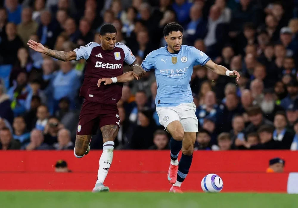 Man City thoát hiểm phút bù giờ,Man City