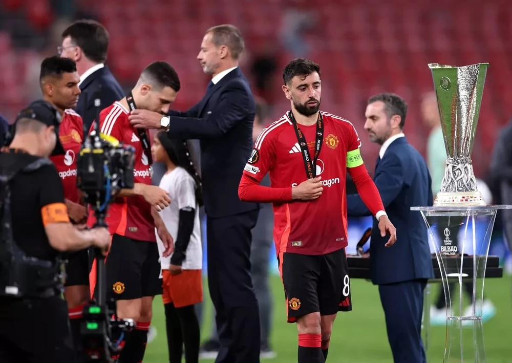 MU cân nhắc lời đề nghị bán 1 ngôi sao trị giá 200 triệu bảng Anh,MU