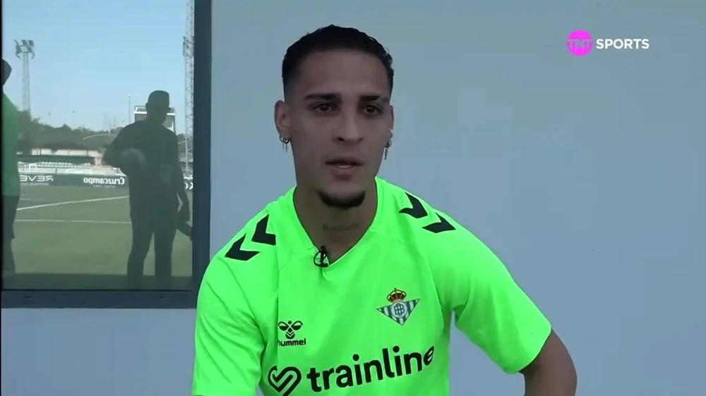 Antony bật khóc tiết lộ nhịn ăn nhiều ngày,ANTONY,MU