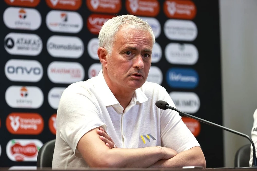 Mourinho lên tiếng về việc Tottenham vô địch Europa League,MOURINHO,TOTTENHAM,EUROPA LEAGUE