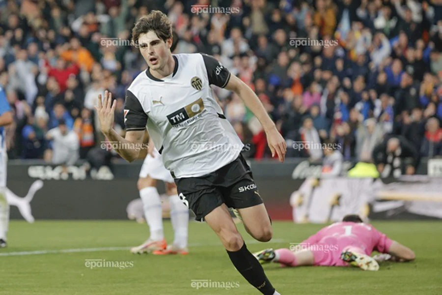 chuyển nhượng của MU,MU