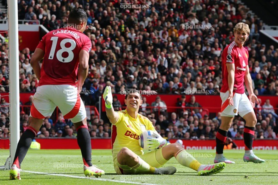 MU biết được mức phí chuyển nhượng Martinez sau lời đề nghị đầu tiên lạ kỳ,MU,Martinez