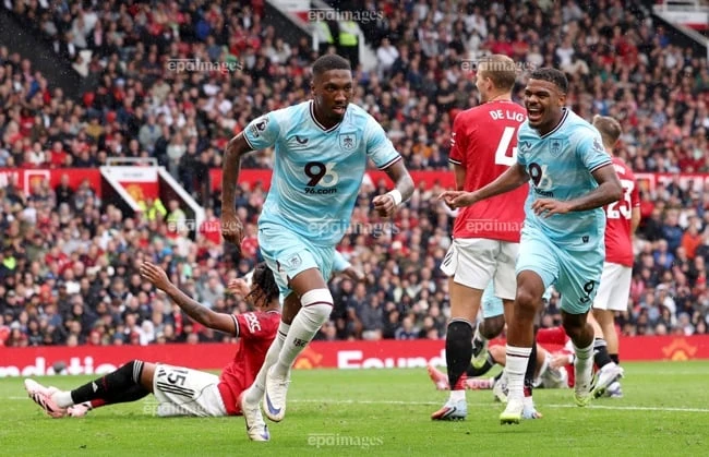 phút bù giờ cuối cùng