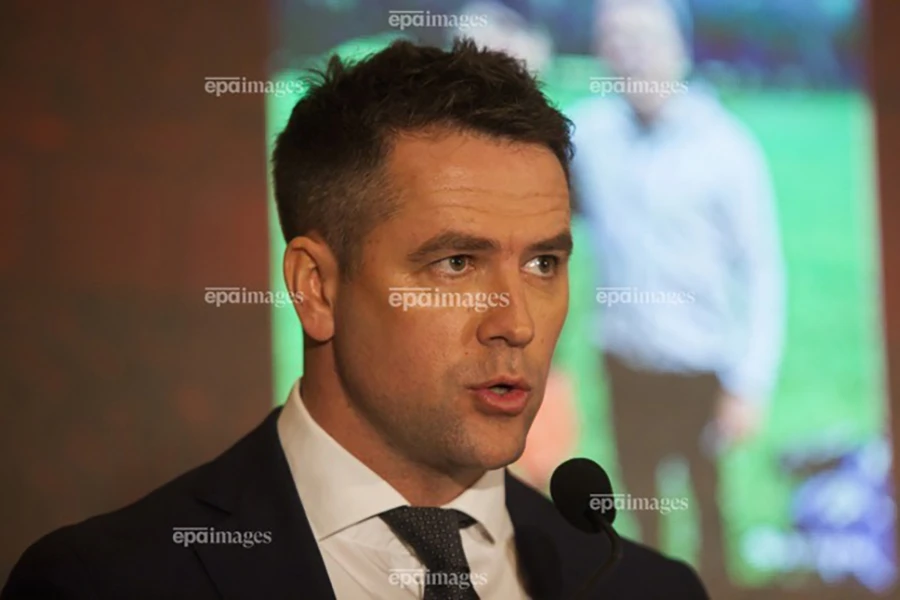 Cựu thần đồng của tuyển Anh chia sẻ về nỗi xấu hổ khi chơi cho MU,MU