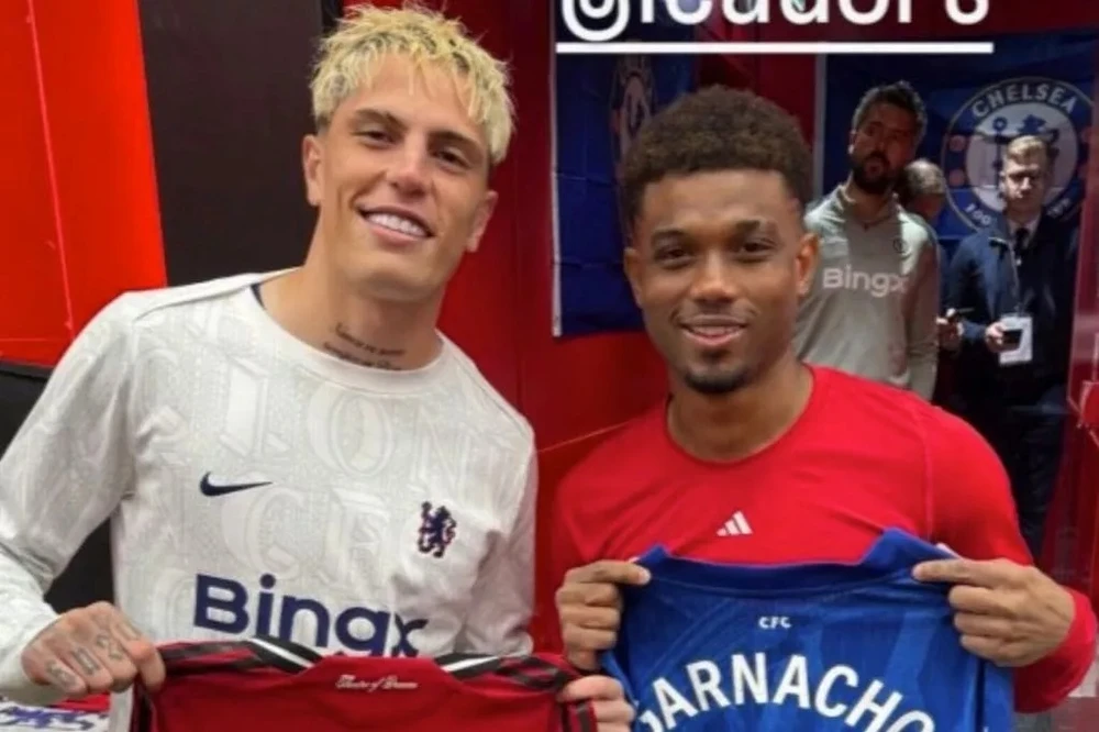 Ngôi sao của MU xóa tất cả các bài đăng sau bức ảnh gây tranh cãi với Garnacho,MU,GARNACHO