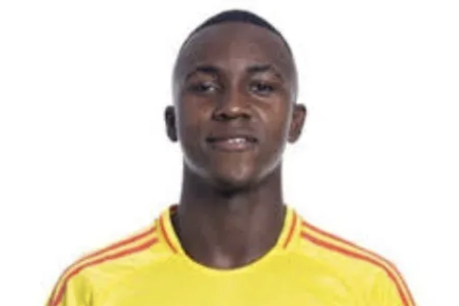 MU chiêu mộ thành công tiền vệ phòng ngự mới,MU