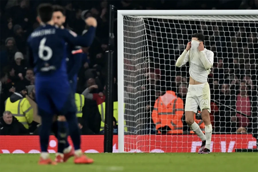 Arsenal bị phạt nặng vì chơi xấu MU,MU,ARSENAL