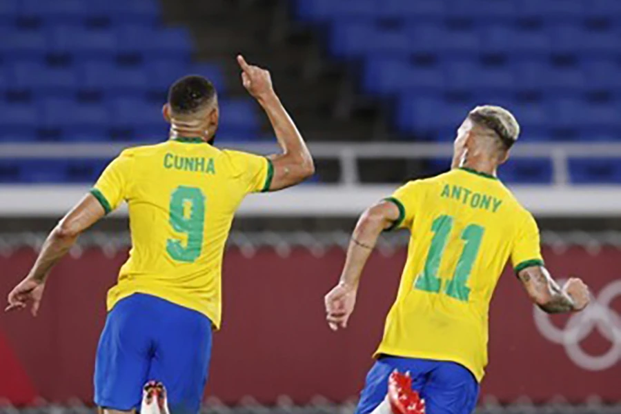 Antony tiết lộ người muốn anh ở lại MU,MU,ANTONY