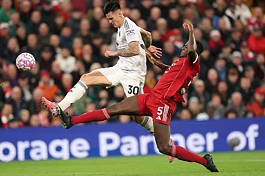 Amorim giải thích quyết định loại Sesko,amorim,sesko