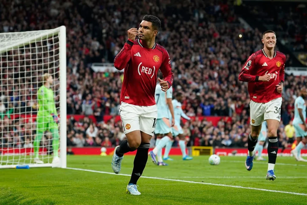 manchester-united-casemiro.jpg