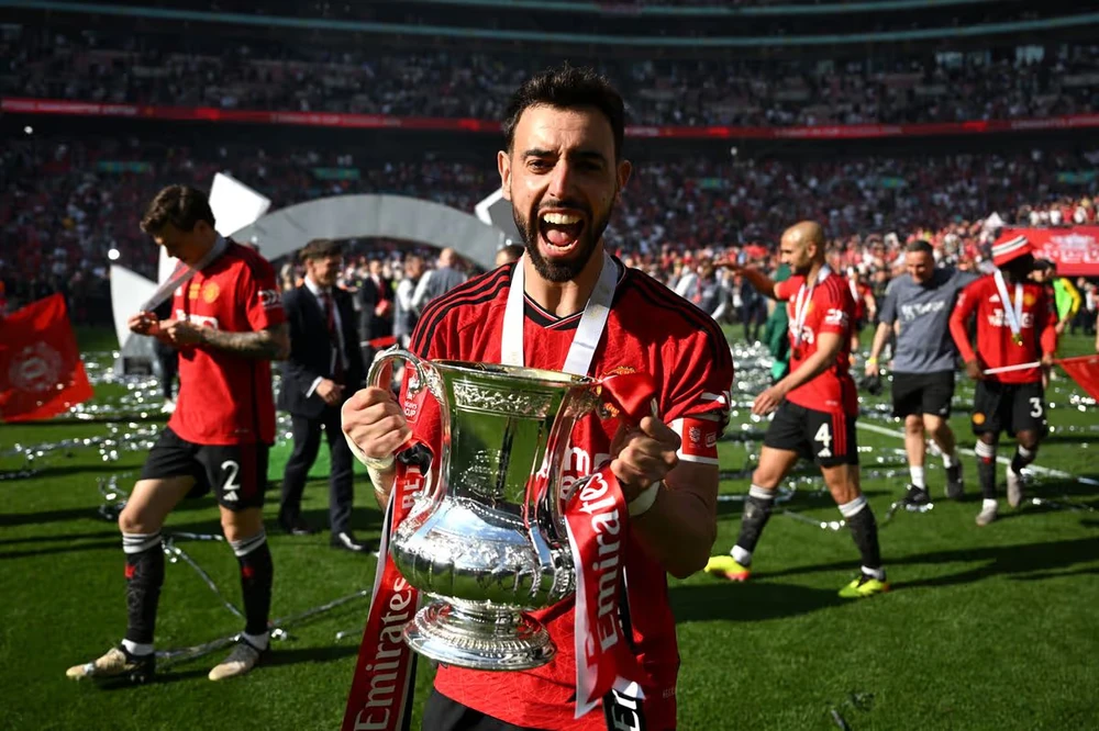 bruno-fernandes-manchester-united.jpg
