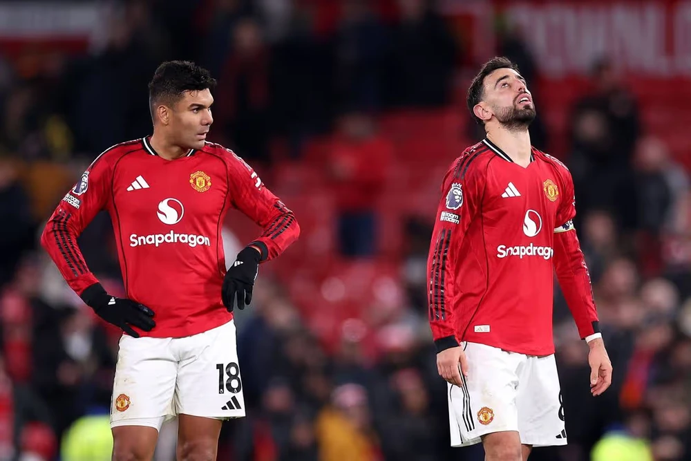 mu-bruno-fernandes-casemiro.jpg