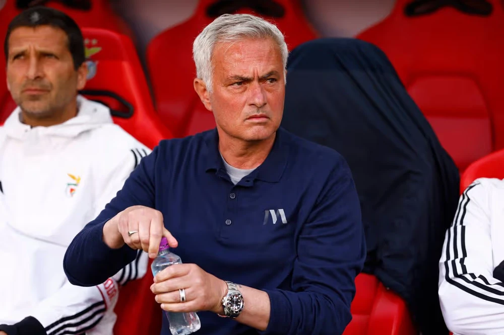 mourinho-real-madrid.jpg