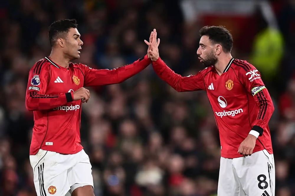 bruno-fernandes-casemiro.jpg