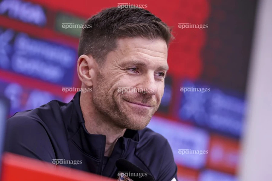 chelsea-xabi-alonso.jpg