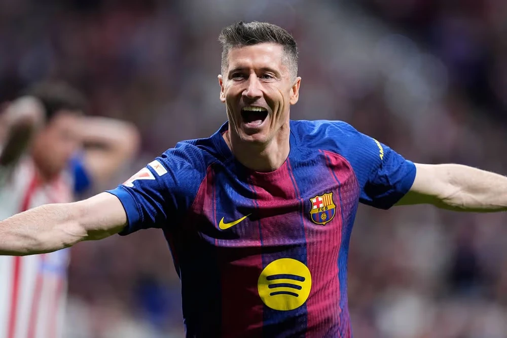 mu-robert-lewandowski.jpg