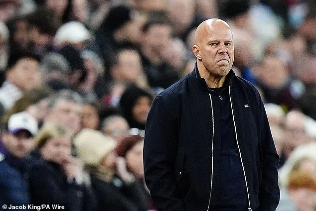 liverpool-arne-slot.jpg