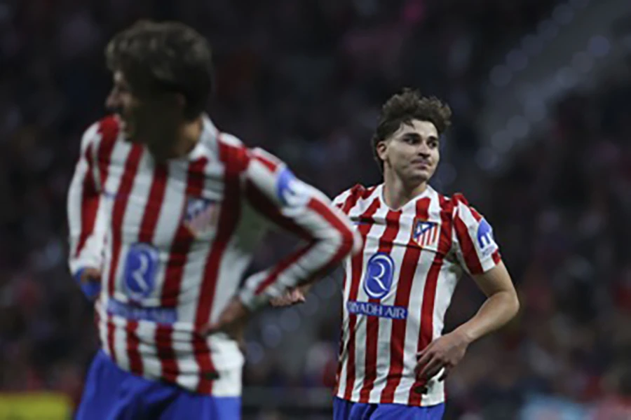 barcelona-atletico-madrid-alvarez.jpg