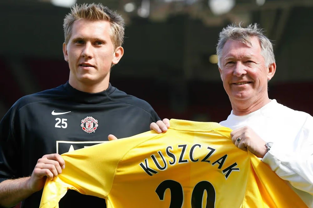 Kuszczak-sir-alex-ferguson.jpg