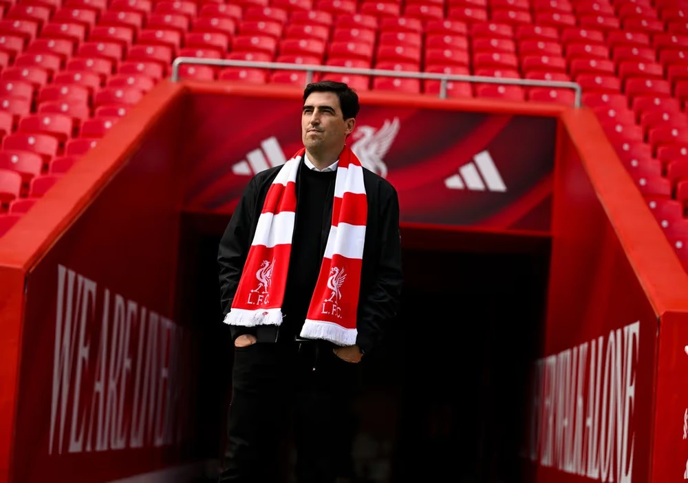 liverpool-Andoni-Iraola.jpg
