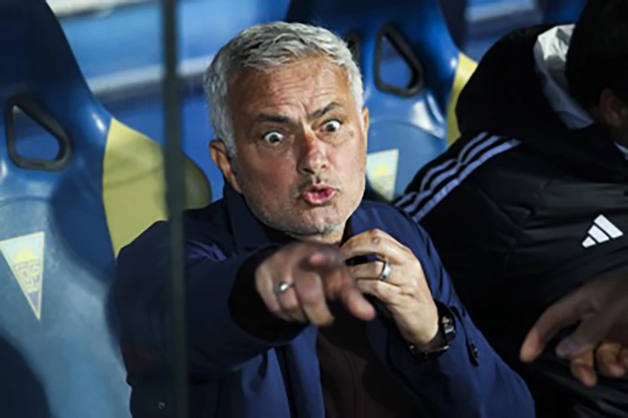 real-madrid-jose-mourinho.jpg