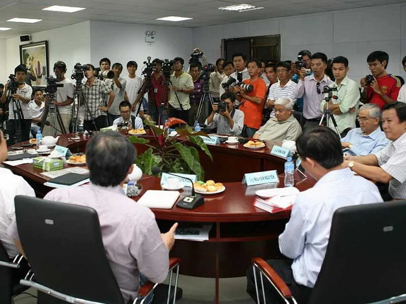 bao-phap-luat-1.jpg