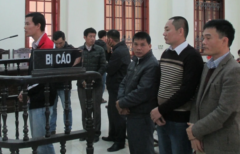 Chủ cây xăng gắn IC ăn bớt hàng chục ngàn lít xăng dầu ảnh 1