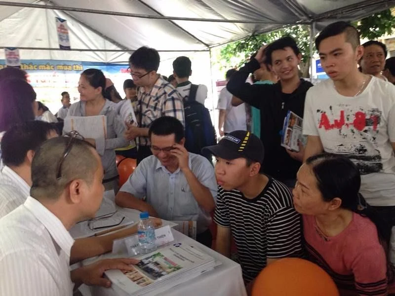 công bố điểm sàn