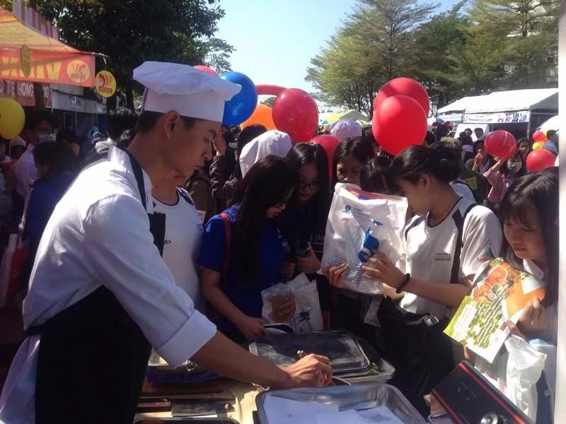 Nhiều thí sinh quan tâm đến ngành ẩm thực