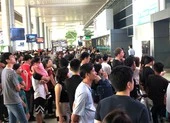 Sân bay Tân Sơn Nhất: Biển người chen chân về quê đón tết