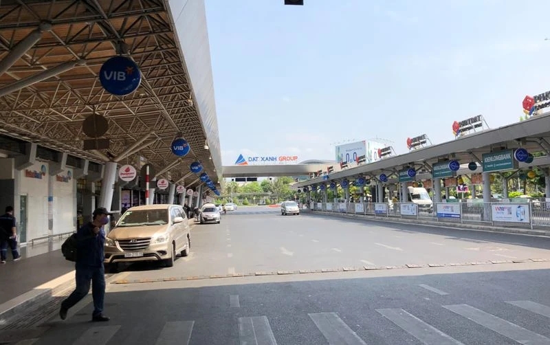 Cận cảnh sân bay phục vụ 38 triệu khách đìu hiu thời COVID-19 ảnh 17