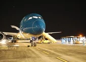 Việt Nam đưa 340 công dân từ Mỹ về nước an toàn