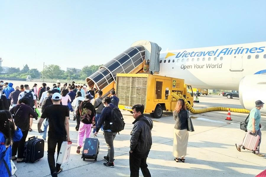 Cao điểm Tết Nguyên đán 2023, sân bay Tân Sơn Nhất có khoảng 130.000 lượt khách thông qua. Ảnh: PHONG ĐIỀN