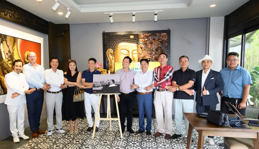 Không gian kết nối những người đam mê sông nước, qua đó huy động nguồn lực đánh thức tiềm năng kinh tế ven sông. Ảnh: P.ĐIỀN