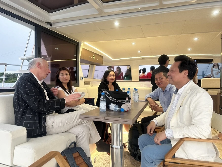 Dấu ấn rồng xanh