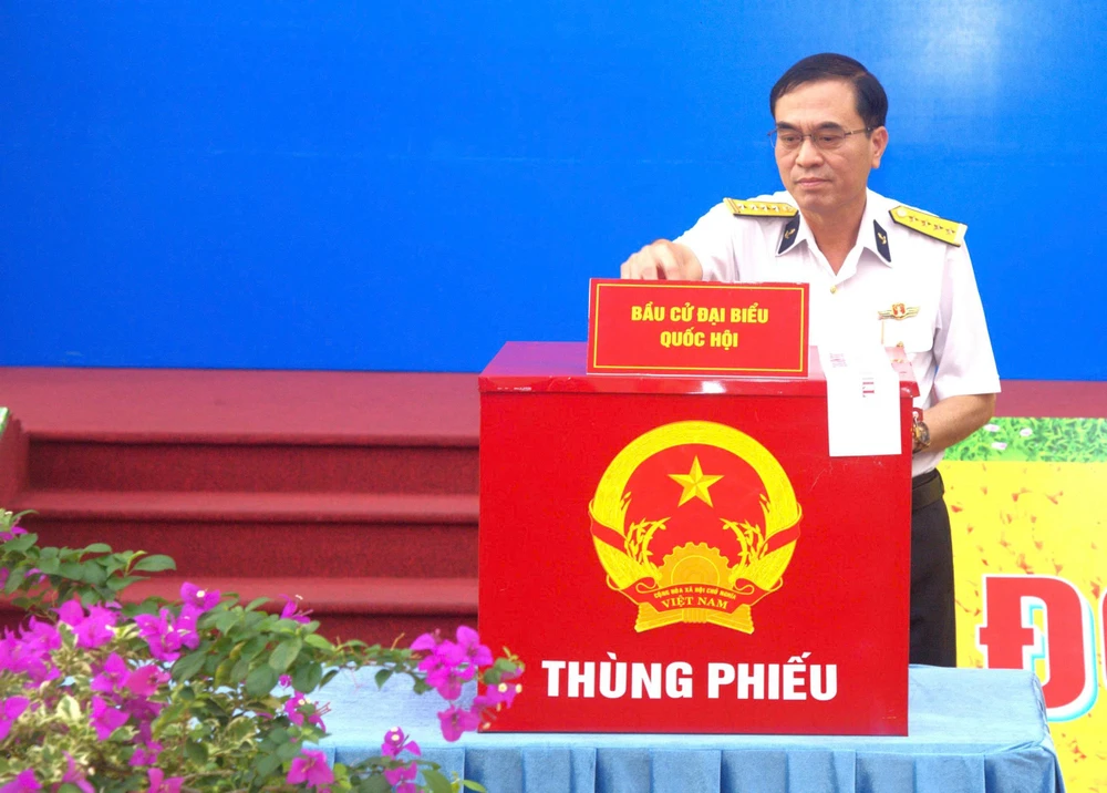 gen-h-khanh-ly-bo-phieu.jpg