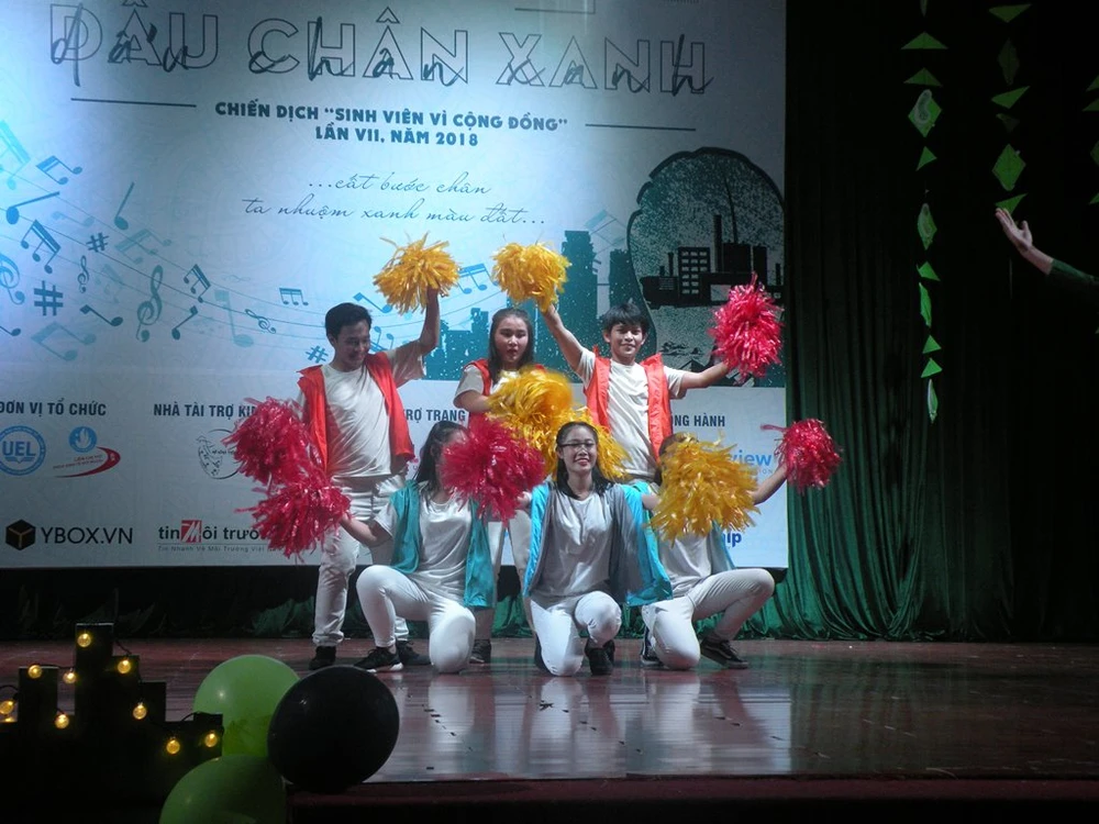 Ca sĩ Suboi cháy hết mình trong đêm nhạc từ thiện ảnh 7