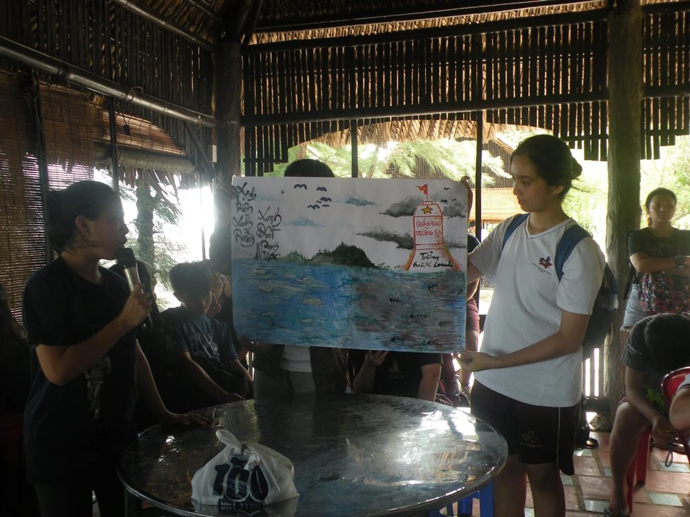 Yêu biển bắt đầu từ... nhặt rác ảnh 7 Yêu biển bắt đầu từ... nhặt rác ảnh 7