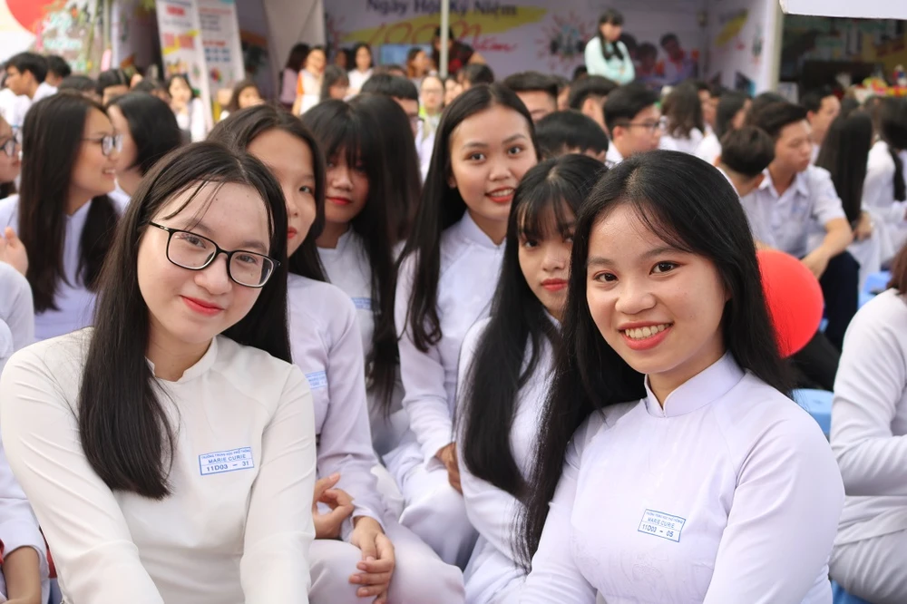 Ông Trương Hòa Bình dự kỷ niệm 100 năm thành lập trường Marie Curie ảnh 10