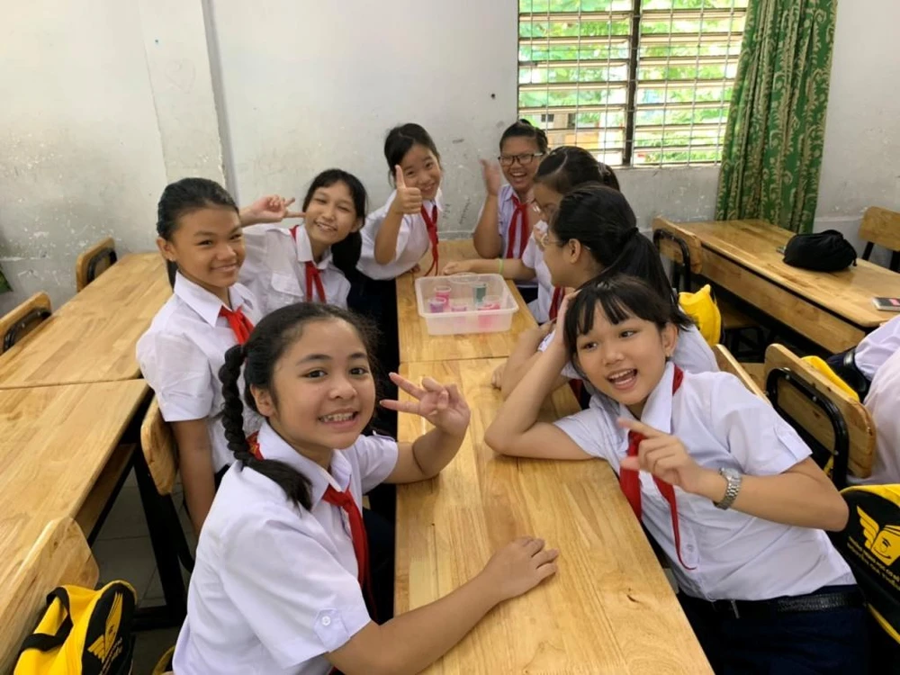 Kéo co, nhảy bao bố, đua xe đạp, khai giảng vui không thể tả! ảnh 6