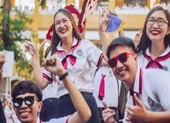 Màn flashmob 'cực ngầu, cực đỉnh' của thầy cô giữa sân trường
