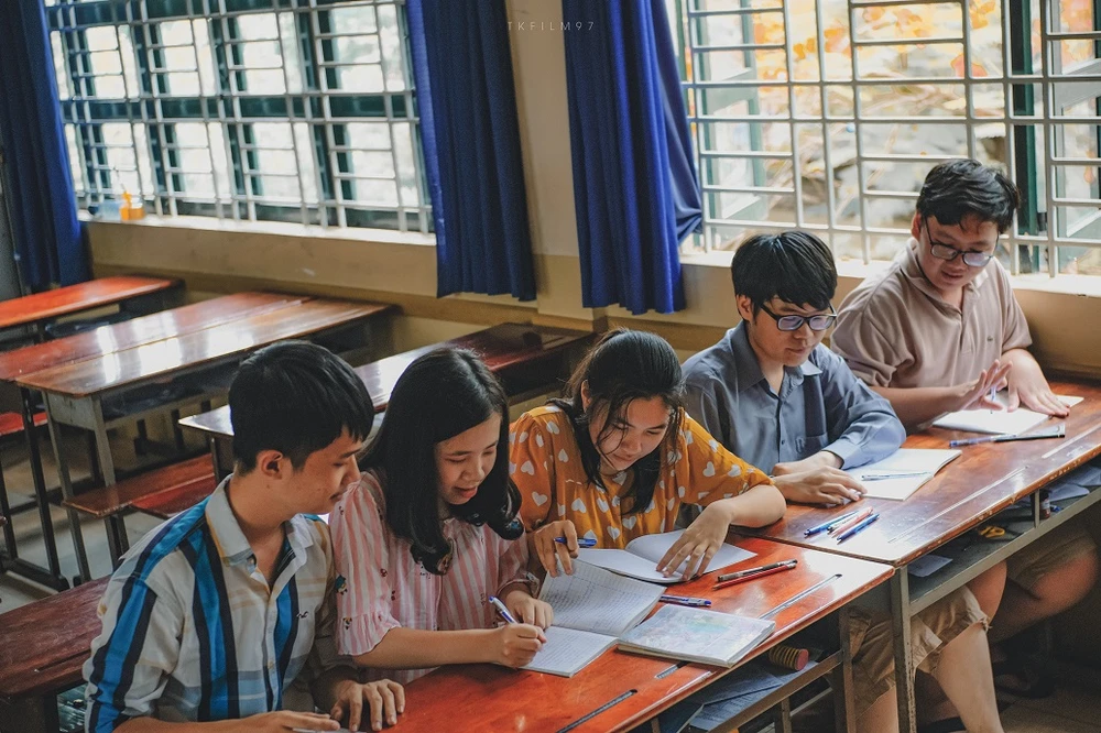 Độc đáo ảnh kỷ yếu lấy ý tưởng từ tác phẩm của Nguyễn Nhật Ánh ảnh 14