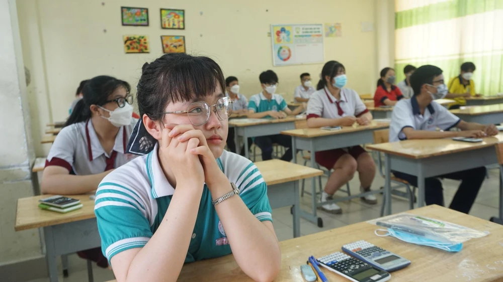 Thí sinh hy vọng đề Toán không quá khó. Ảnh: NGUYỄN QUYÊN