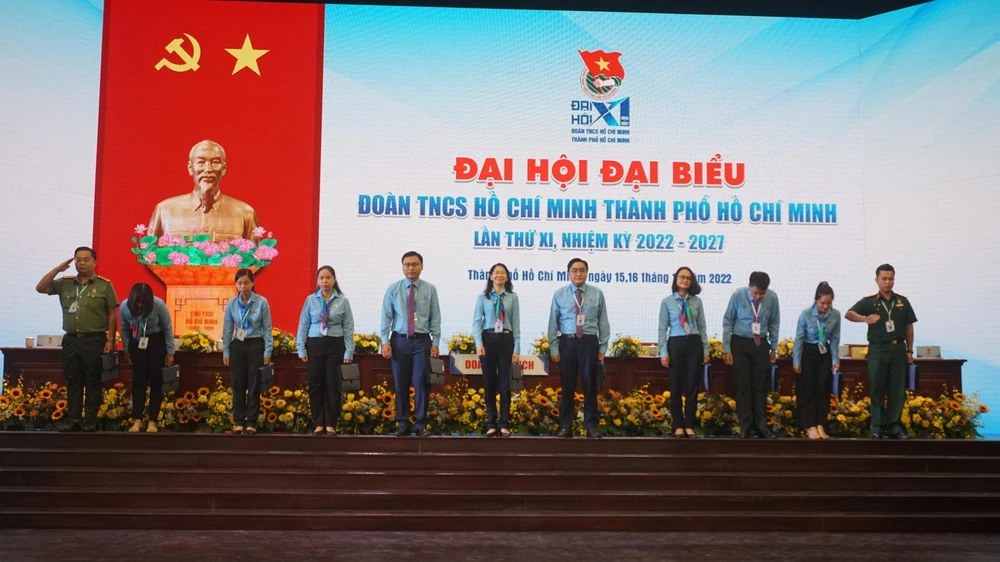 Đoàn chủ tịch Đại hội đại biểu Đoàn TNCS Hồ Chí Minh TP.HCM lần thứ XI. Ảnh: NGUYỄN QUYÊN